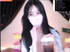 韩颂伊-한송이-lovesong2 个人直播 精华剪辑 20250406 [1V/2.5G]-蓬勃资源分享网